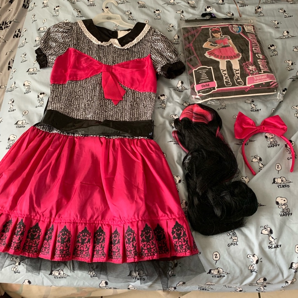 Draculaura costume